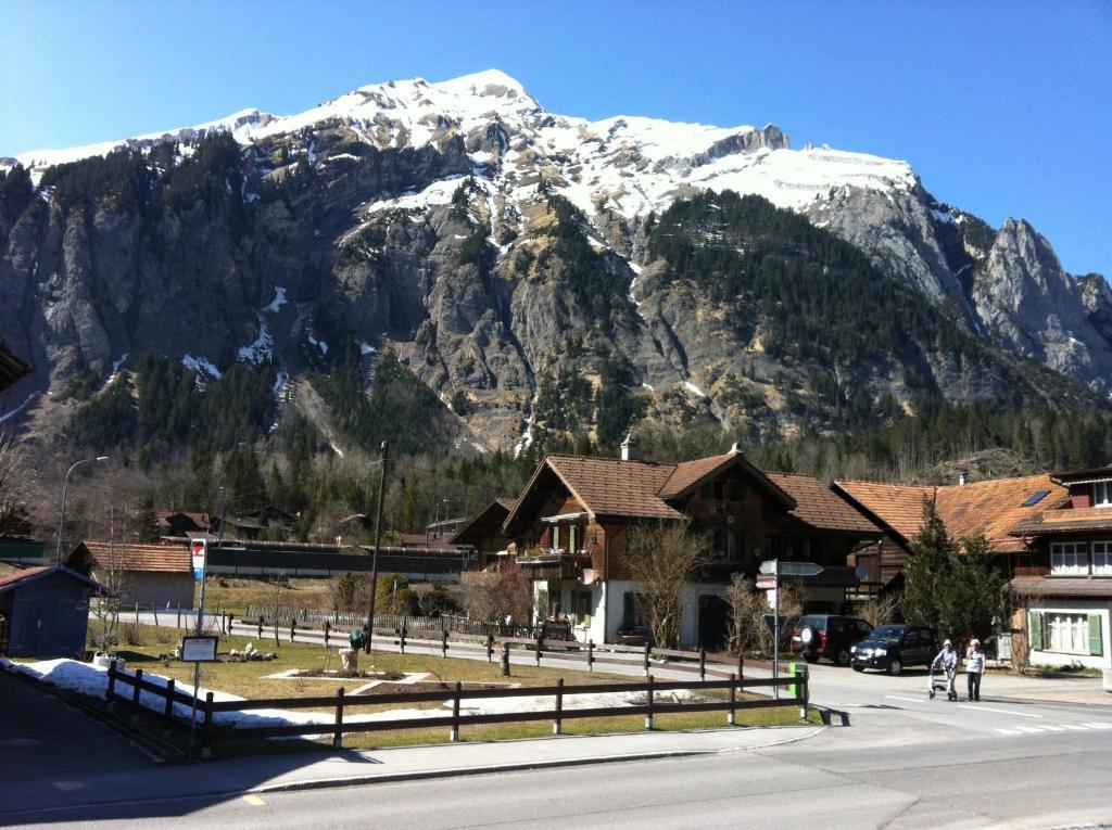 Appartement Muellerhus à Kandersteg Extérieur photo